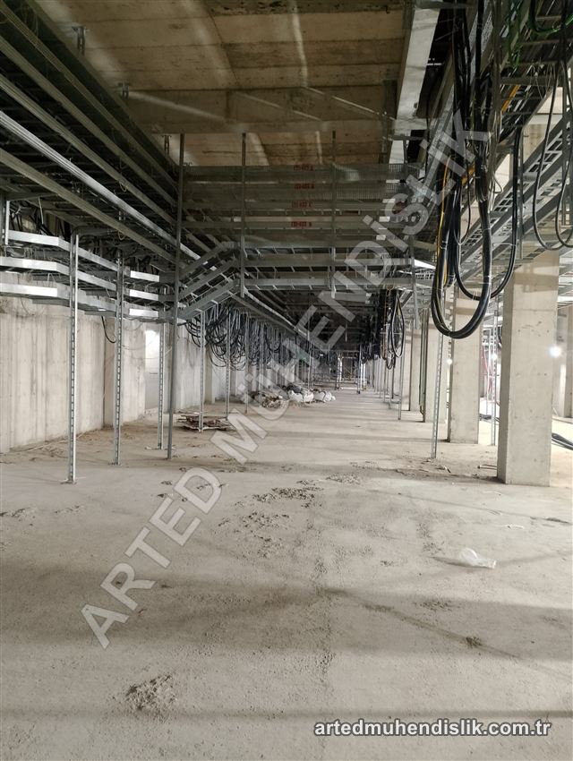 Cable infrastructure, site photo 3