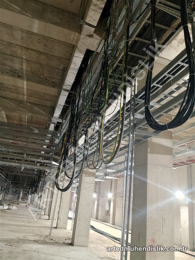 Cable infrastructure, site photo 4