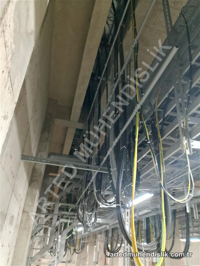 Cable infrastructure, site photo 7